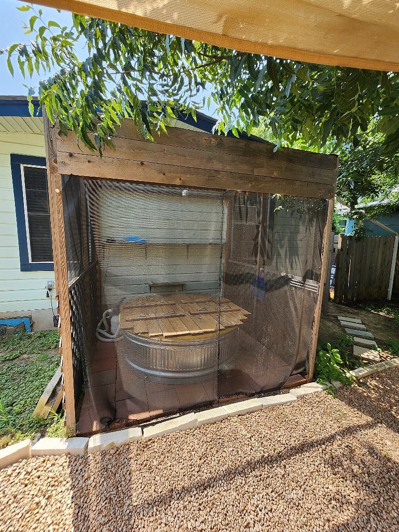 Furnished Finder property 612245_1 photo 15