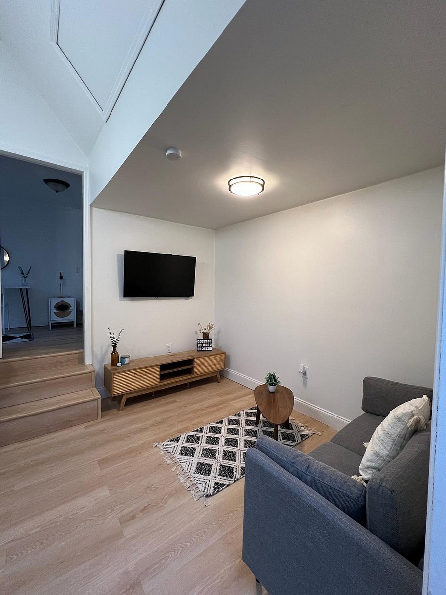 Furnished Finder property 612301_2 photo 9