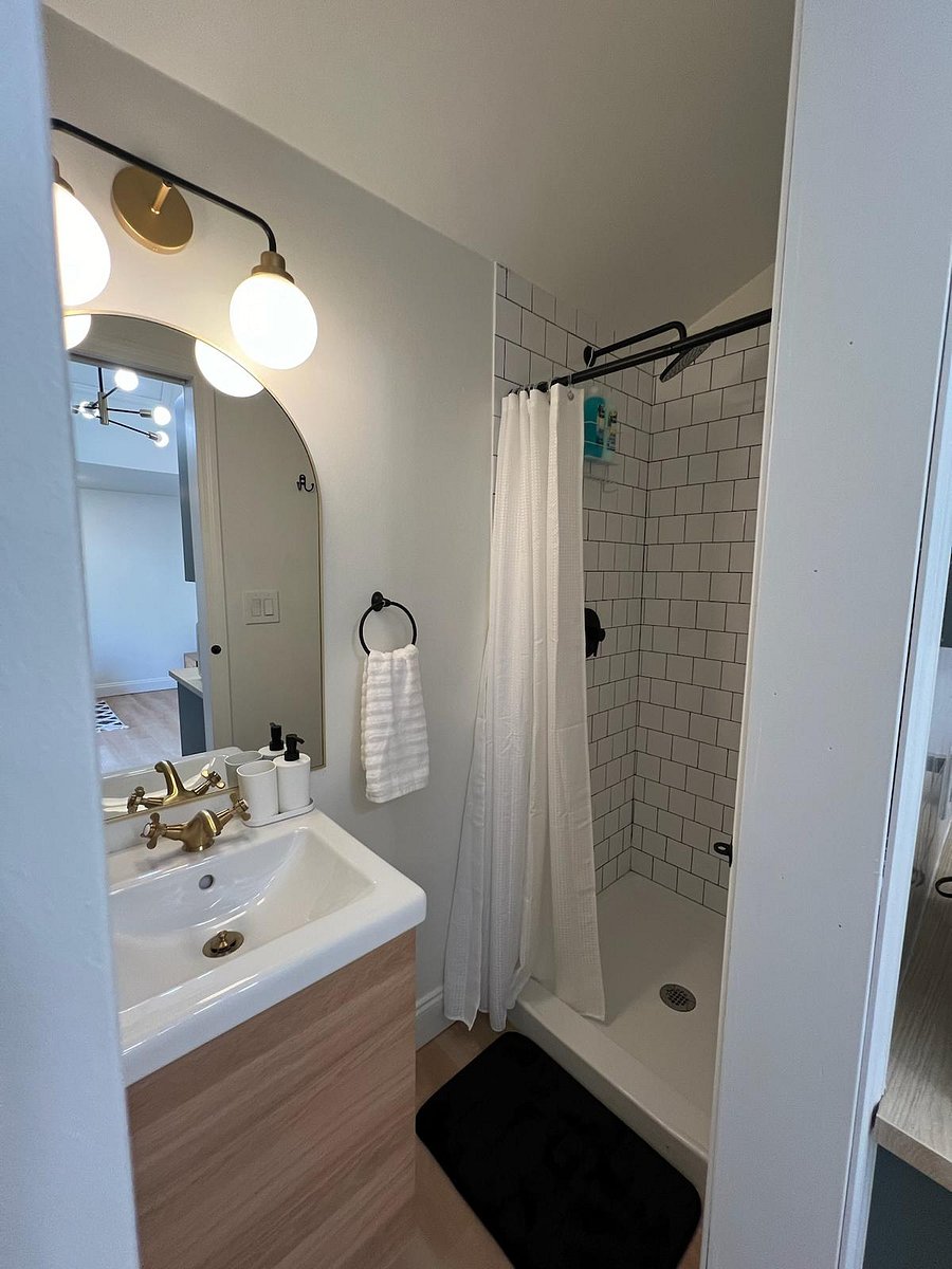 Furnished Finder property 612301_2 photo 6
