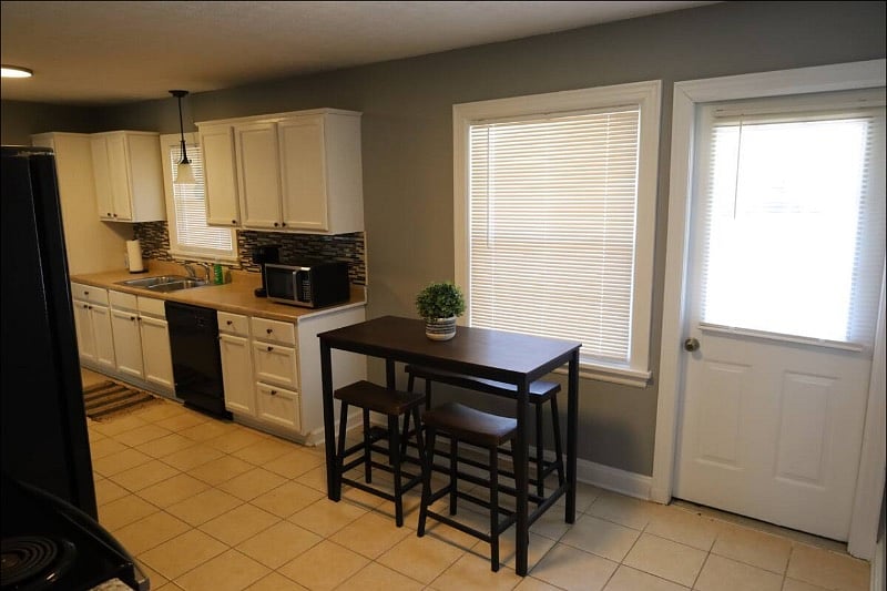 Furnished Finder property 612302_1 photo 7