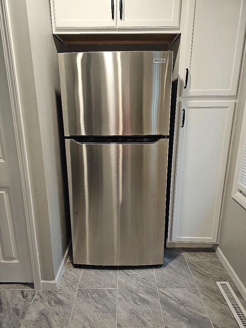 Full-size refrigerator and pantry