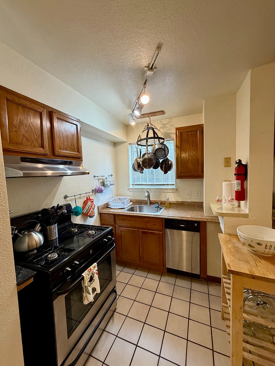 Furnished Finder property 612380_1 photo 4