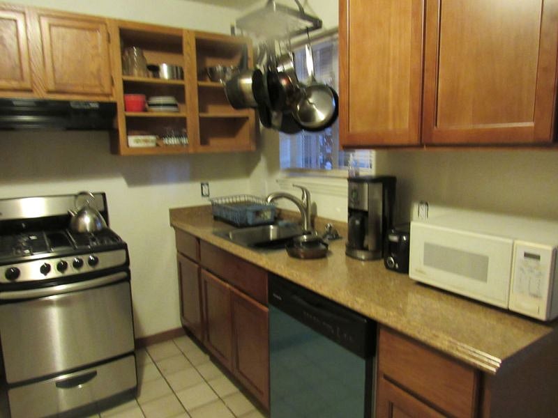 Furnished Finder property 612380_3 photo 6