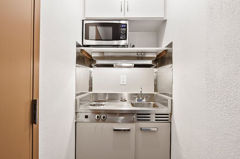 Furnished Finder property 612394_1 photo 9