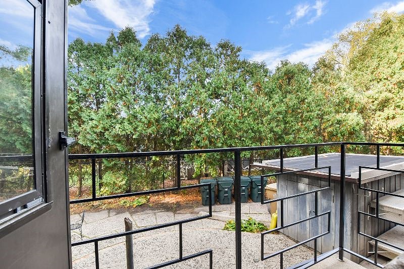 Furnished Finder property 612394_1 photo 23