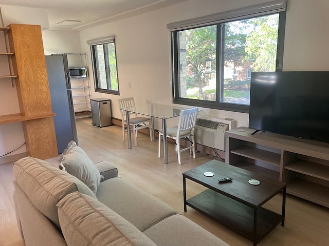 Furnished Finder property 612394_3 photo 11
