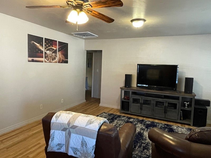 Furnished Finder property 612400_1 photo 14