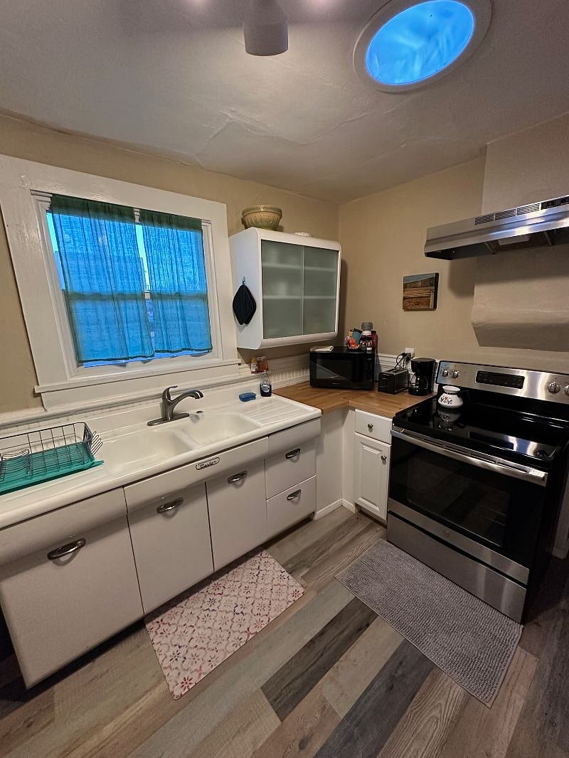 Furnished Finder property 612406_1 photo 8