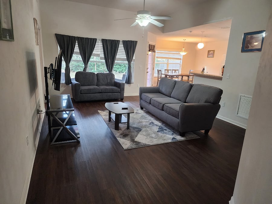 Furnished Finder property 612437_1 photo 11