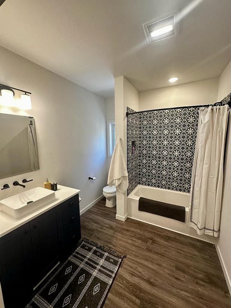Furnished Finder property 612449_1 photo 13