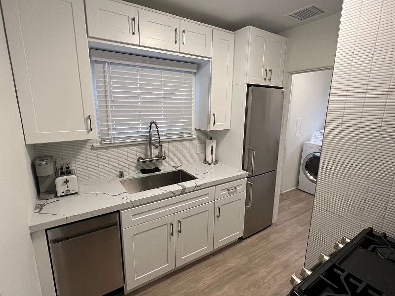 Furnished Finder property 612477_1 photo 10
