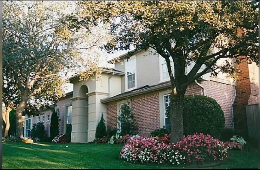 Exterior of the property, this apartment on the second floor.