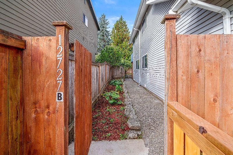 Furnished Finder property 612519_1 photo 21