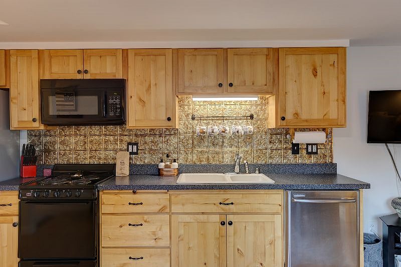 Furnished Finder property 612525_1 photo 5