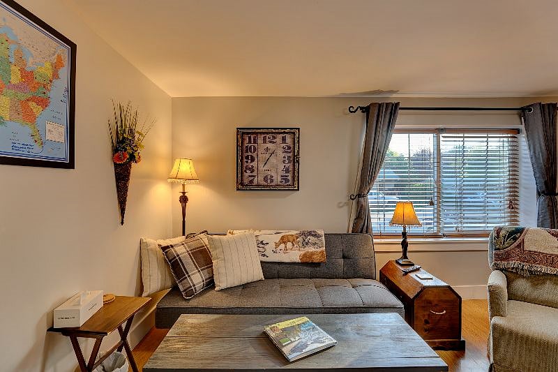 Furnished Finder property 612525_1 photo 7