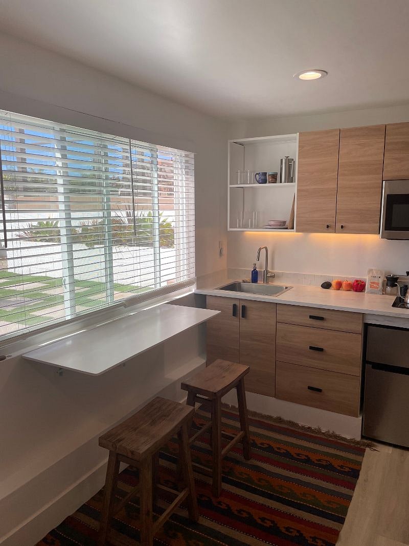 Furnished Finder property 612553_1 photo 3