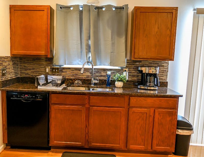Furnished Finder property 612581_1 photo 7