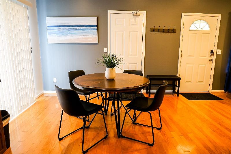 Furnished Finder property 612581_1 photo 9