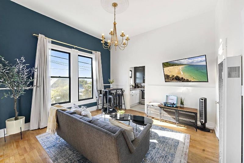 Furnished Finder property 612593_1 photo 3