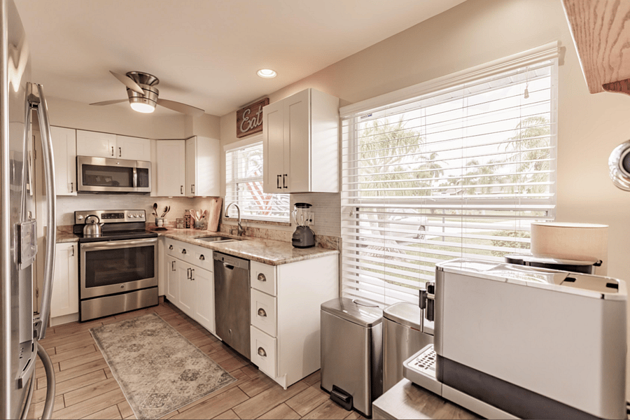 Furnished Finder property 612597_1 photo 17