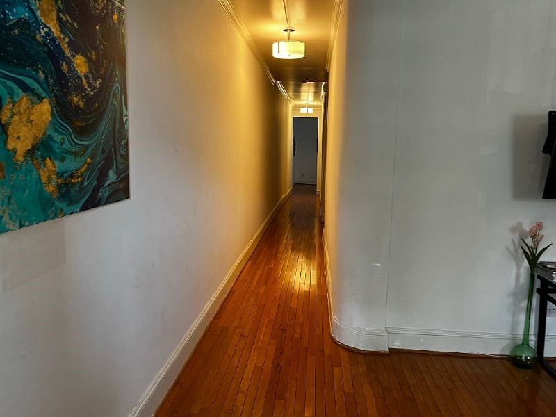 HallwayB