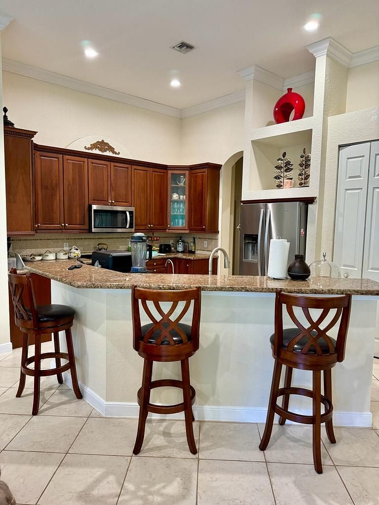 Furnished Finder property 612604_1 photo 6