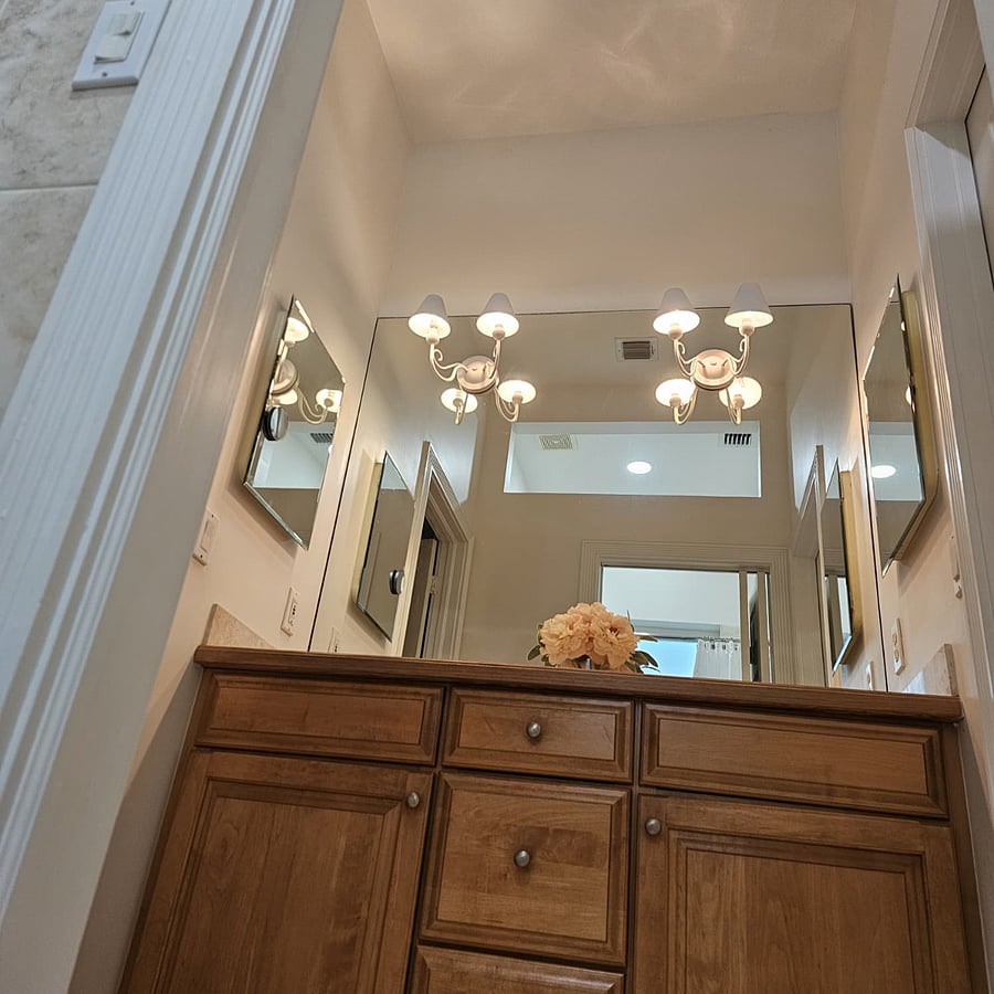 Private bath interior sinks