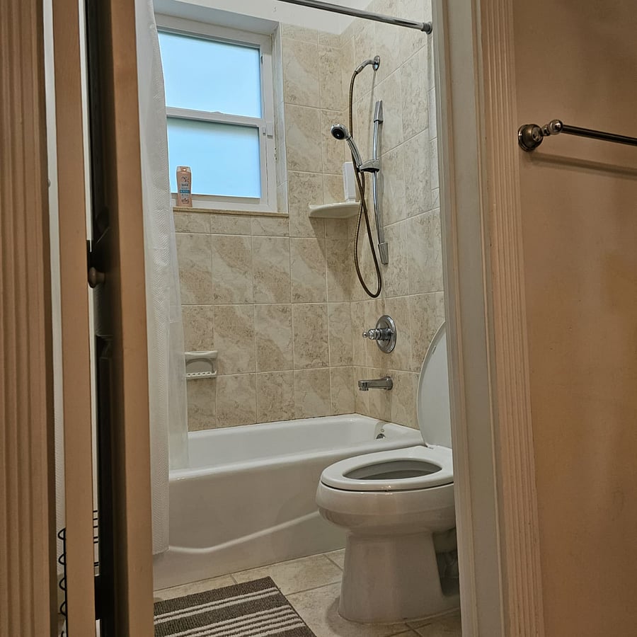 Private bath, tub & shower