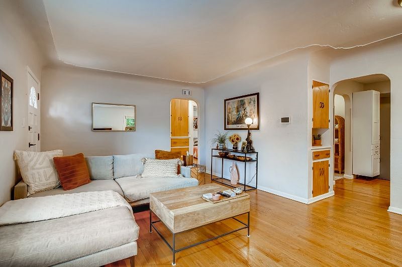 Furnished Finder property 612610_1 photo 4