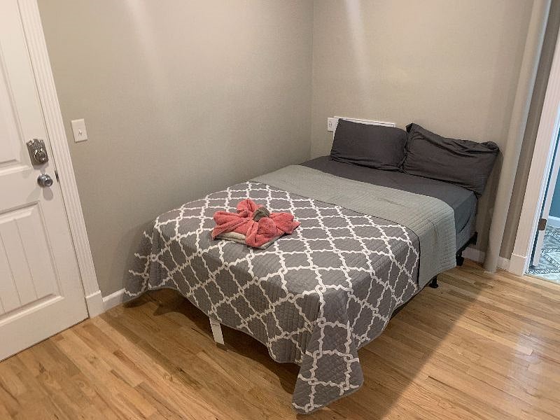 Left-side bed in Bedroom #3