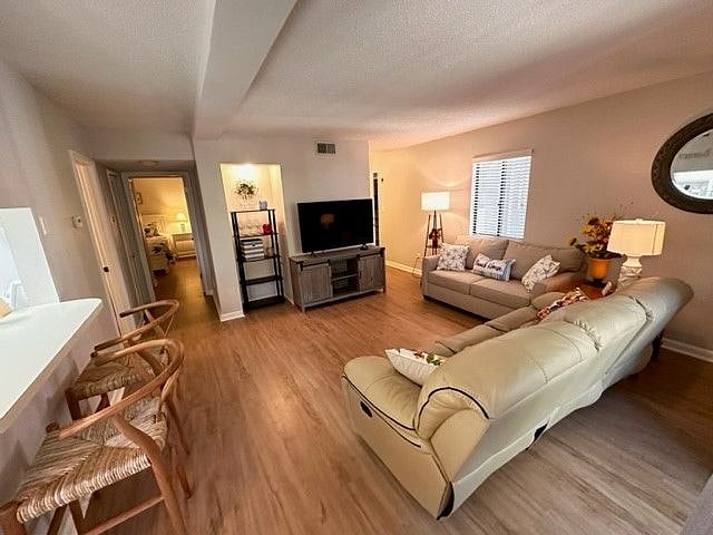 Furnished Finder property 612628_1 photo 5
