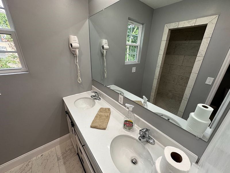 Large Bathroom with double sinks