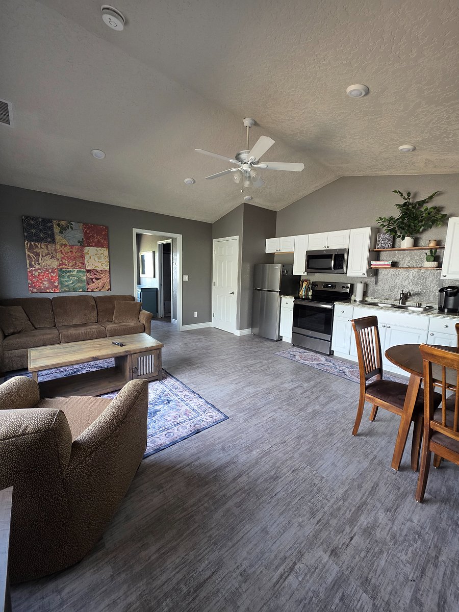 Furnished Finder property 612664_1 photo 24