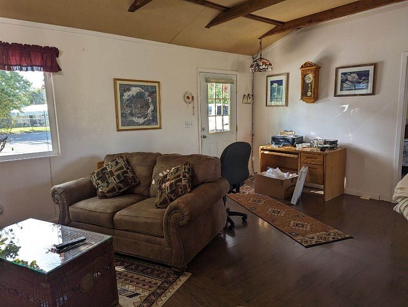 Furnished Finder property 612675_1 photo 2