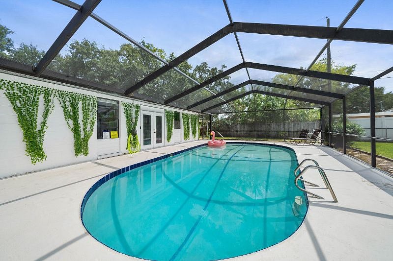 Furnished Finder property 612678_1 photo 29