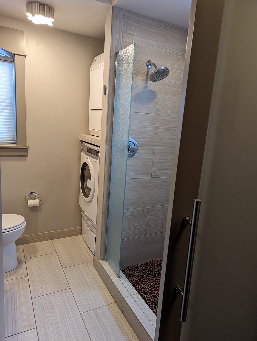 Front loader washer & dryer