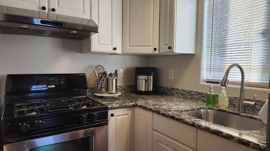 Furnished Finder property 612735_1 photo 6