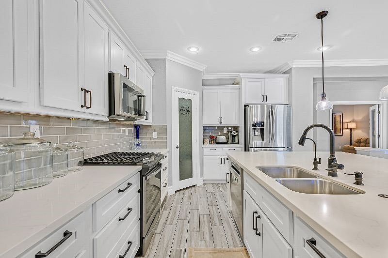 Furnished Finder property 612833_1 photo 13