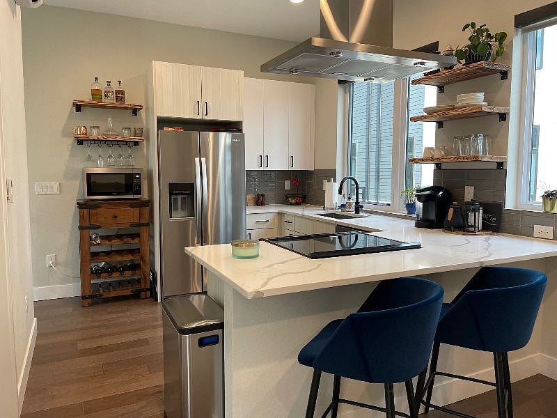 Kitchen BarStools