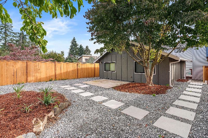 Furnished Finder property 612865_1 photo 17