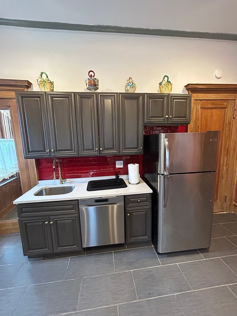 Furnished Finder property 612925_2 photo 16