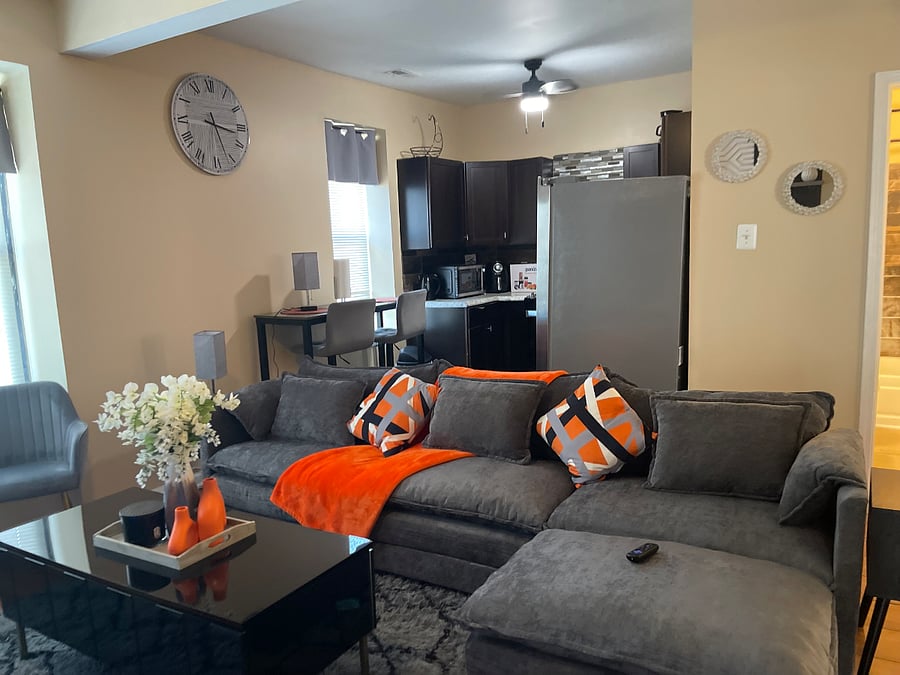 Furnished Finder property 613054_2 photo 1