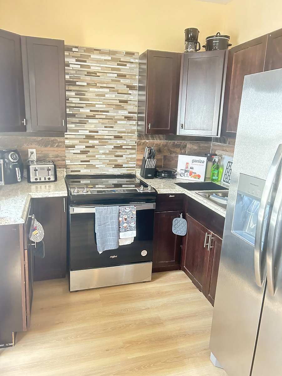 Furnished Finder property 613054_2 photo 85