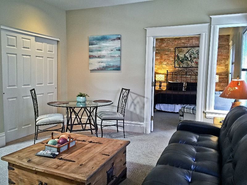 Furnished Finder property 613091_1 photo 3