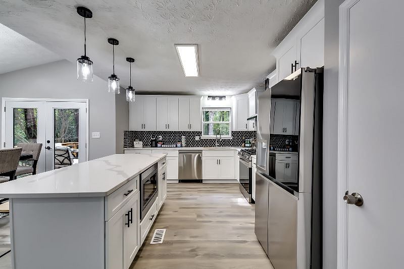 Furnished Finder property 613107_1 photo 9
