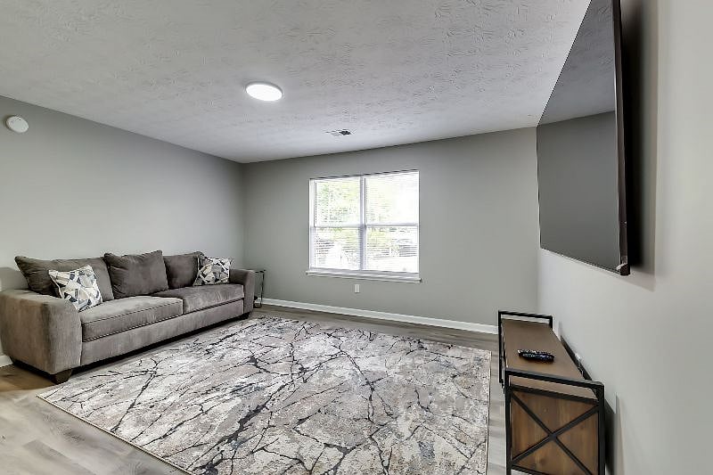 Furnished Finder property 613107_1 photo 24