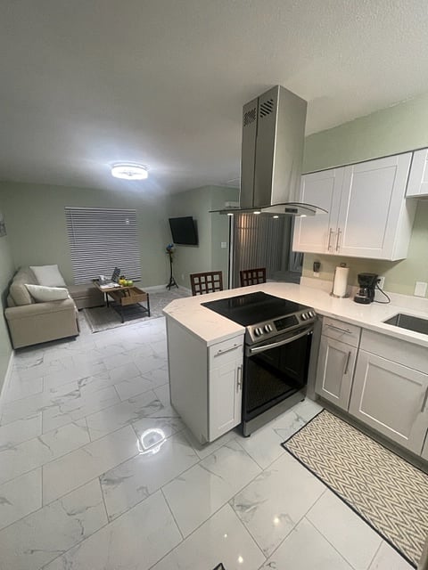 Furnished Finder property 613178_1 photo 18