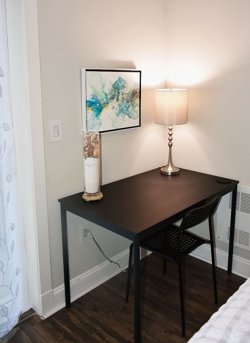Desk with close plug-in and wifi availability.