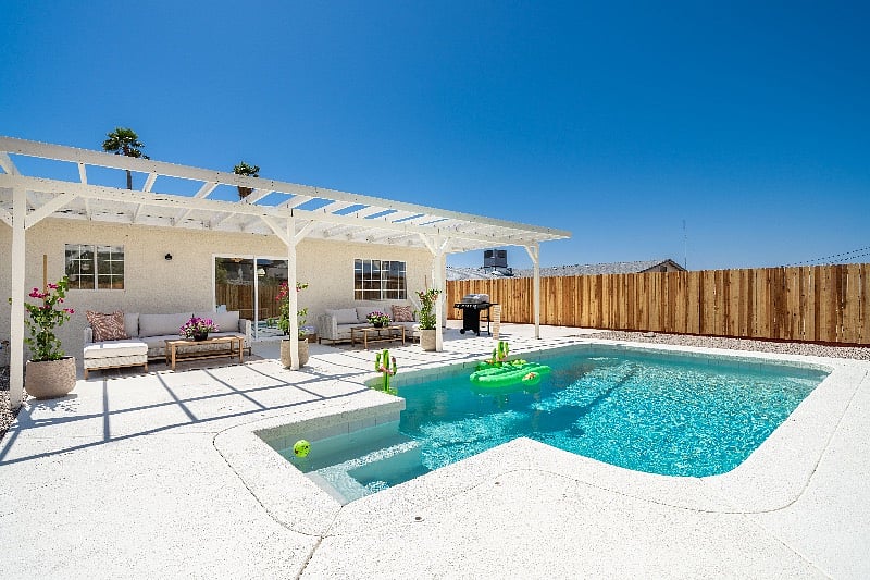 Furnished Finder property 613190_1 photo 19