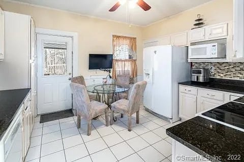 Furnished Finder property 613272_1 photo 11